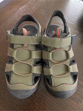 The Children's Place Olive Green Kids Closed-Toe Sandals